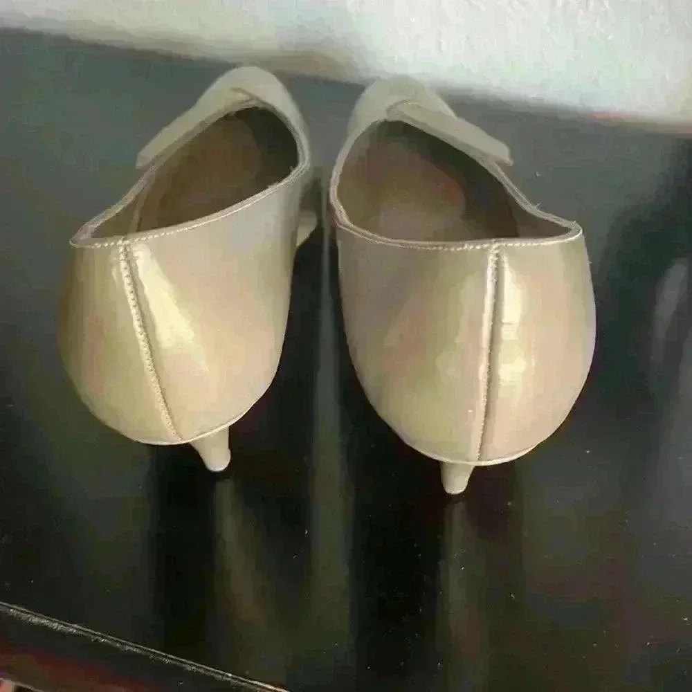 Naturalizer heel